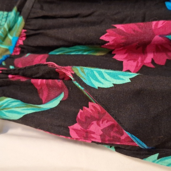 Vintage black floral California Krush a line skirt size medium - Picture 4 of 7